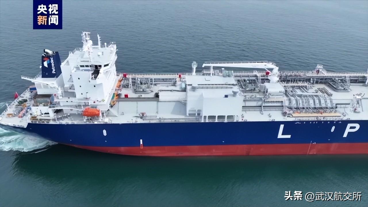 全球首艘93000立方米超大型液化气船在沪命名(图3)