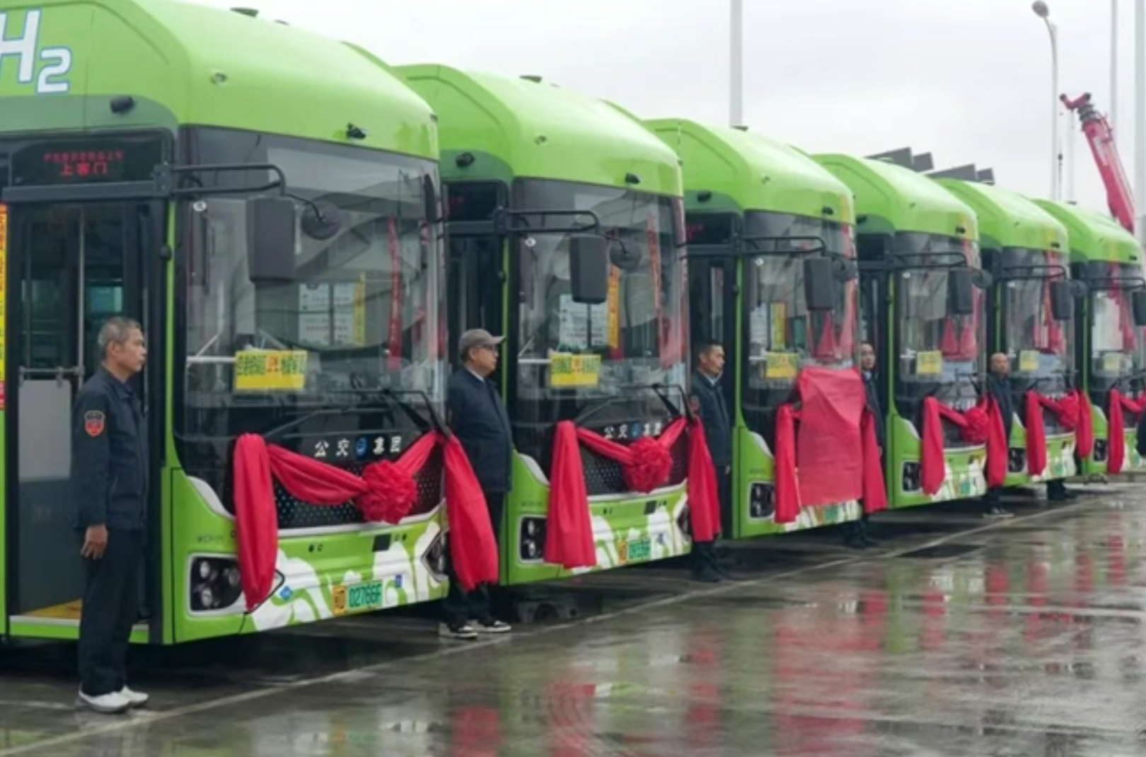 福建省首条氢能零碳公交示范线路厦门736路正式开通(图3)